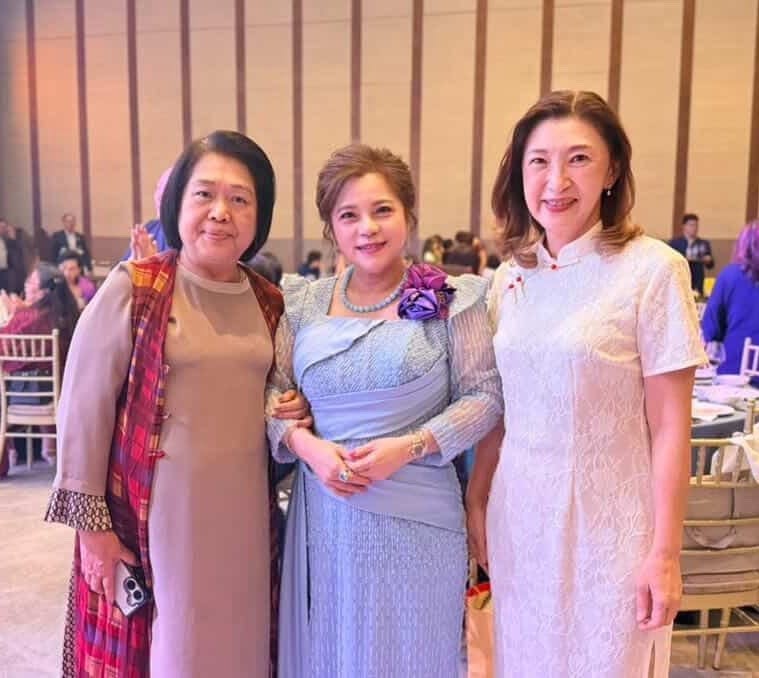 世界華人工商婦女企管協會泰國分會第十二屆暨第十三屆會長交接儀式暨二十四週年慶祝晚會3月15日於曼谷康